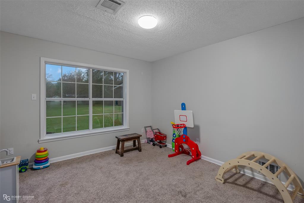 137 Lawrence Drive