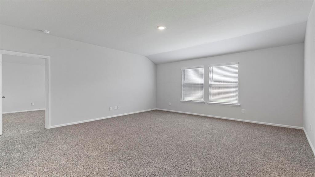 400 BEEKEEPER Drive