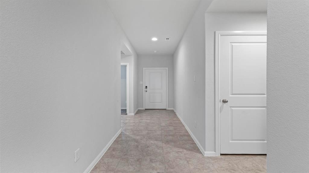 400 BEEKEEPER Drive