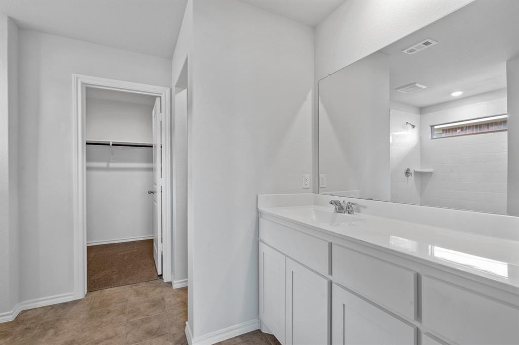 412 BEEKEEPER Drive