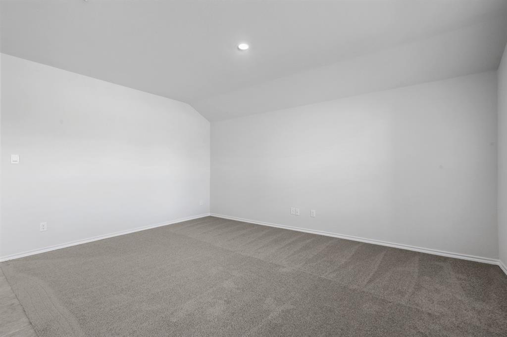 412 BEEKEEPER Drive