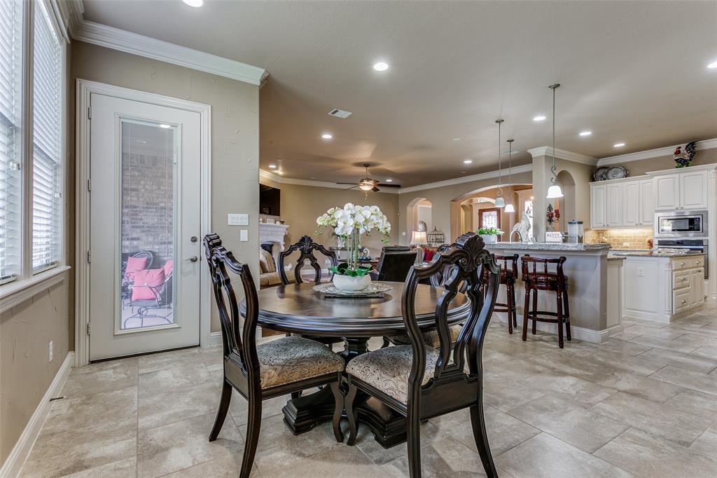 8613 Shadywood Lane
