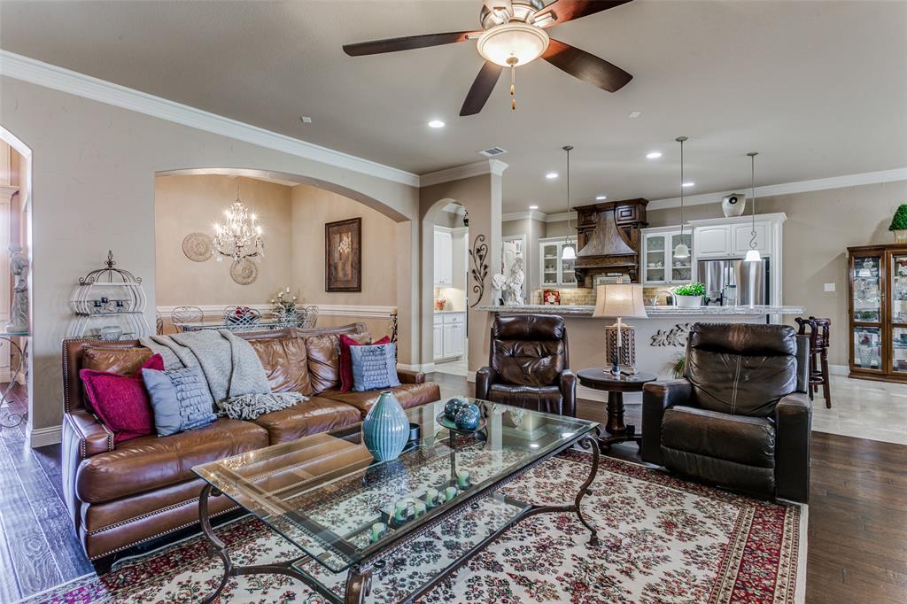 8613 Shadywood Lane