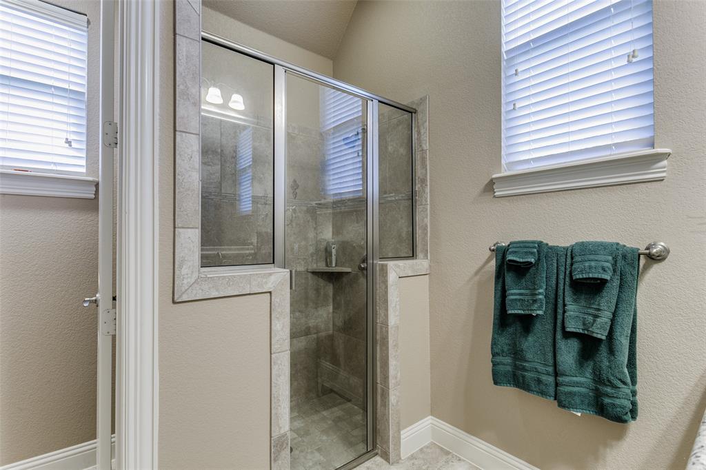 8613 Shadywood Lane