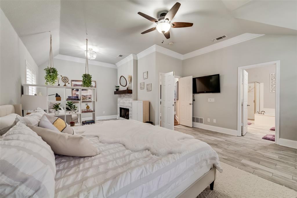 6628 Oakmont Court