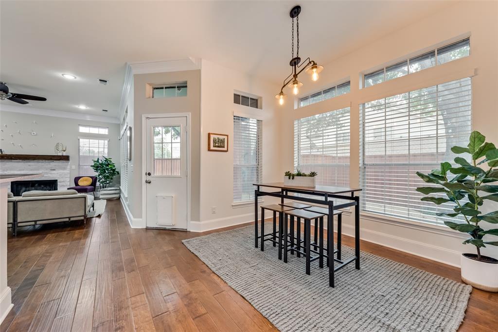 6628 Oakmont Court