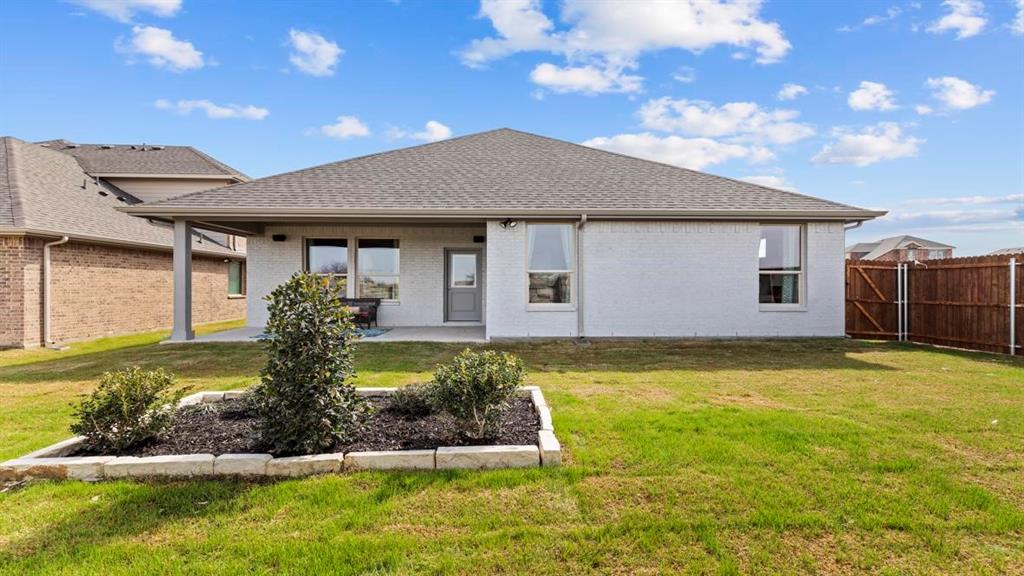 3041 LIONSGATE Drive
