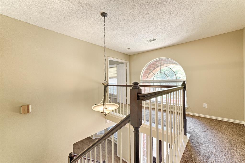 2513 Suntree Lane