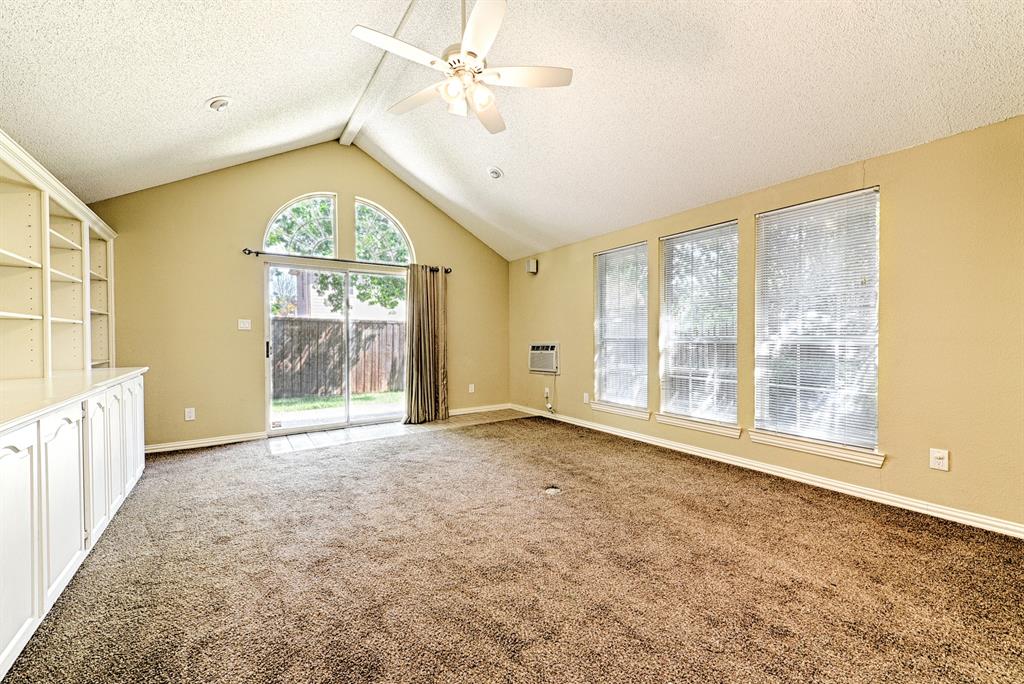 2513 Suntree Lane