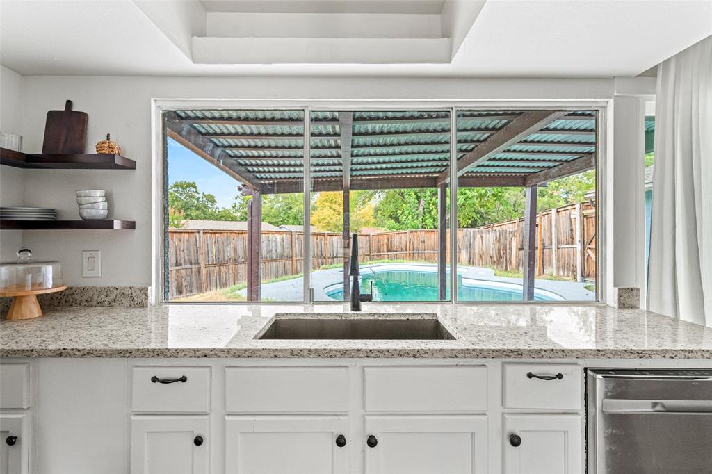 1905 Overglen Drive