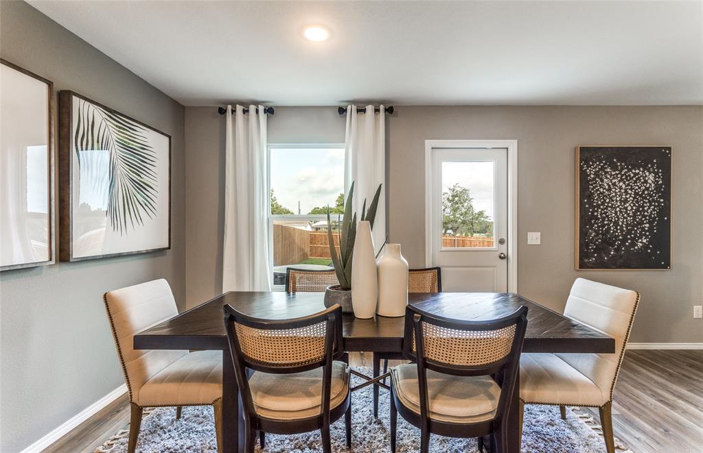 1911 Applewood Trail