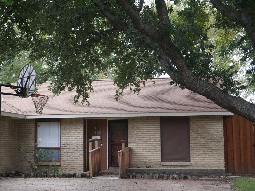 306 Birchwood Drive