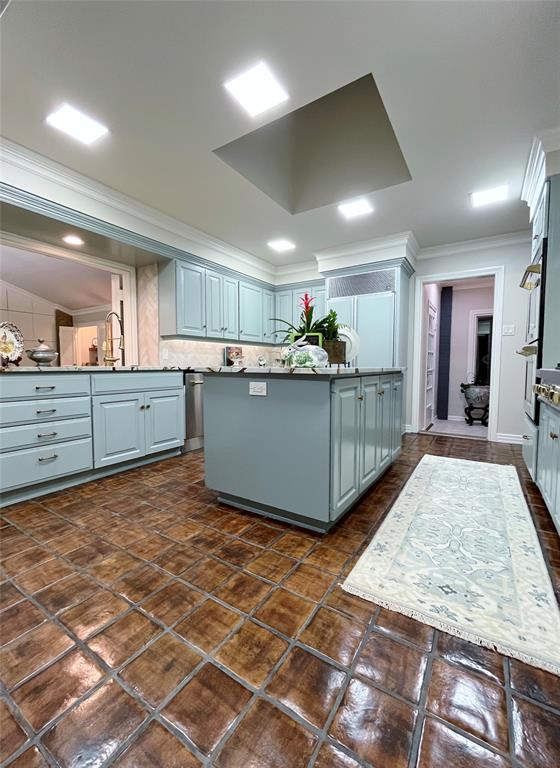 517 Rudman Road