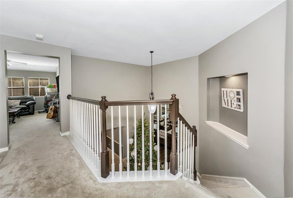 8617 Twisted Oaks Way