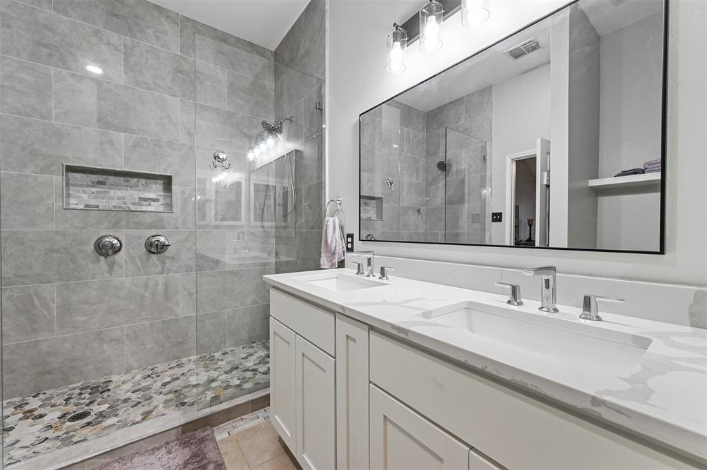 12513 Sunrise Drive
