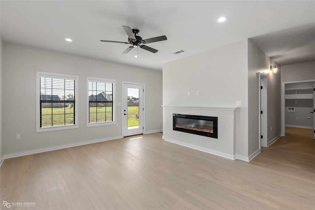 221 S Parkridge Drive
