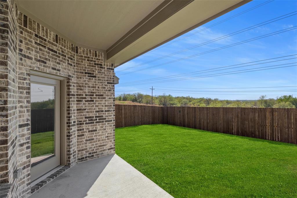 5940 Halls Lake Loop