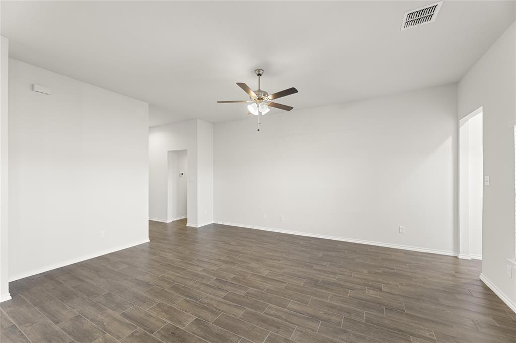 3015 Genevieve Lane