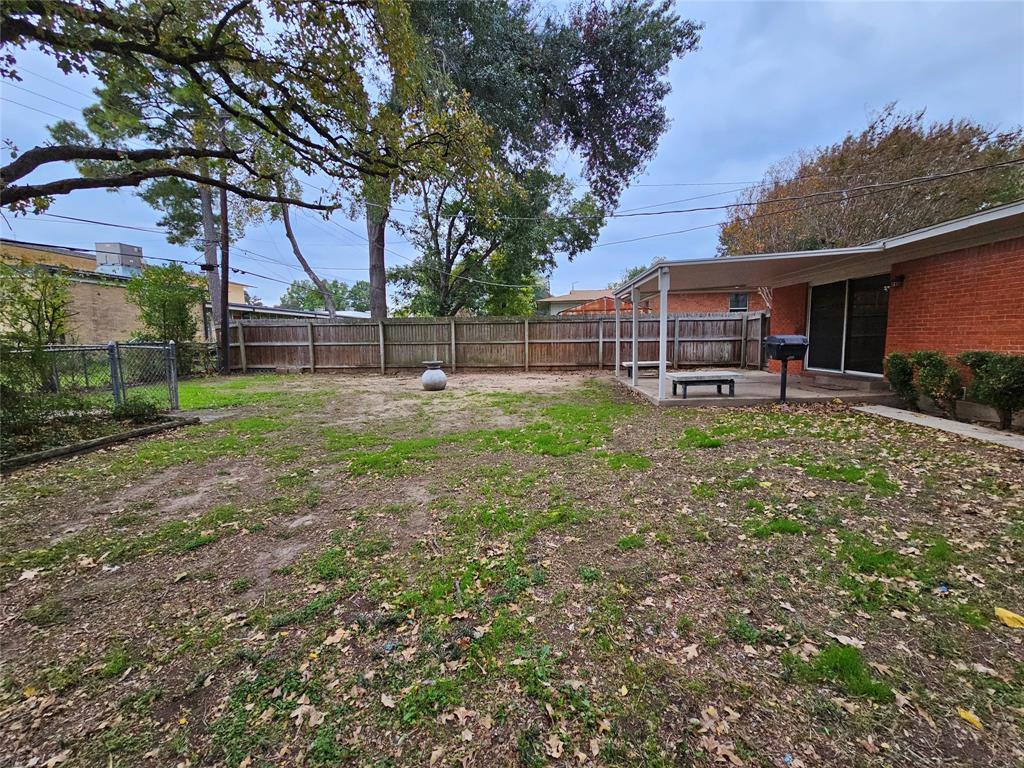 800 Valley View Drive