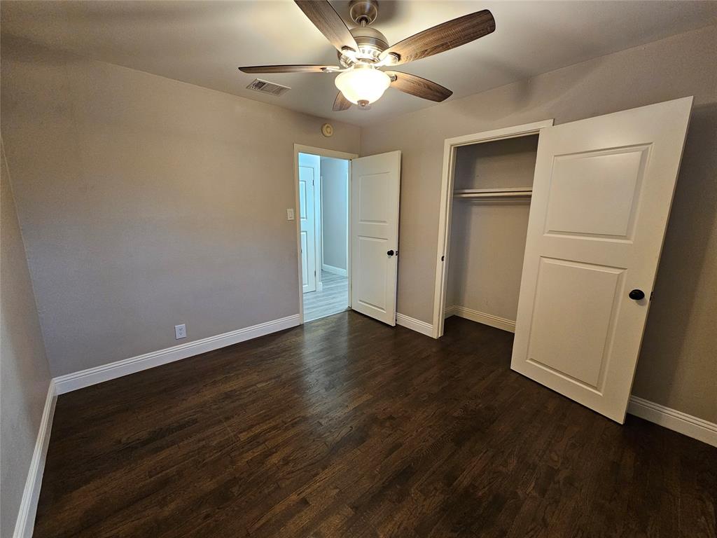 800 Valley View Drive