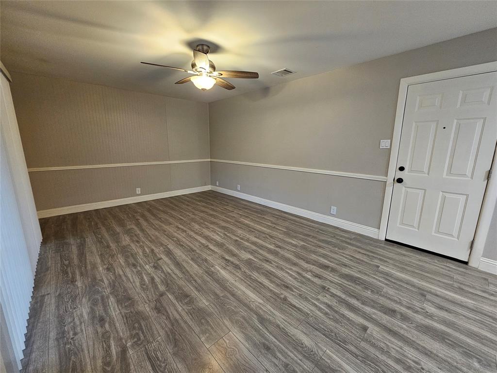 800 Valley View Drive