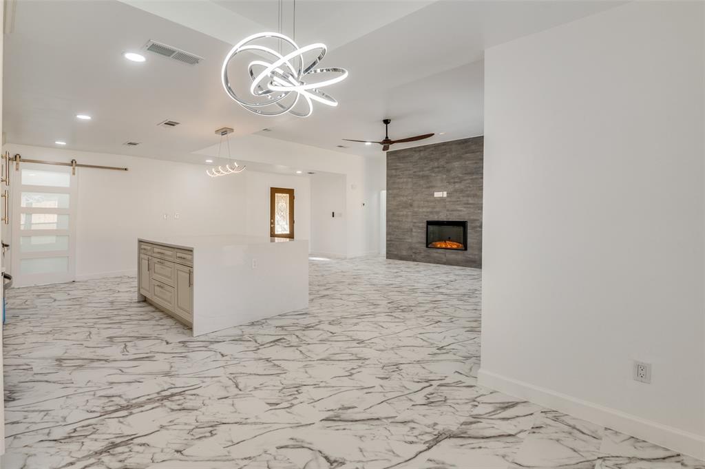 2510 Claremont Drive