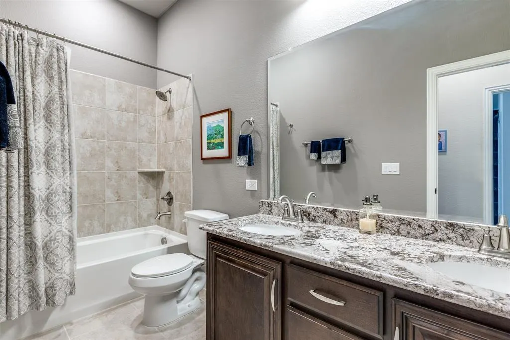 1218 Rockridge Trail