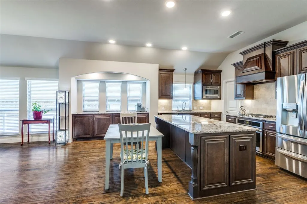 1218 Rockridge Trail