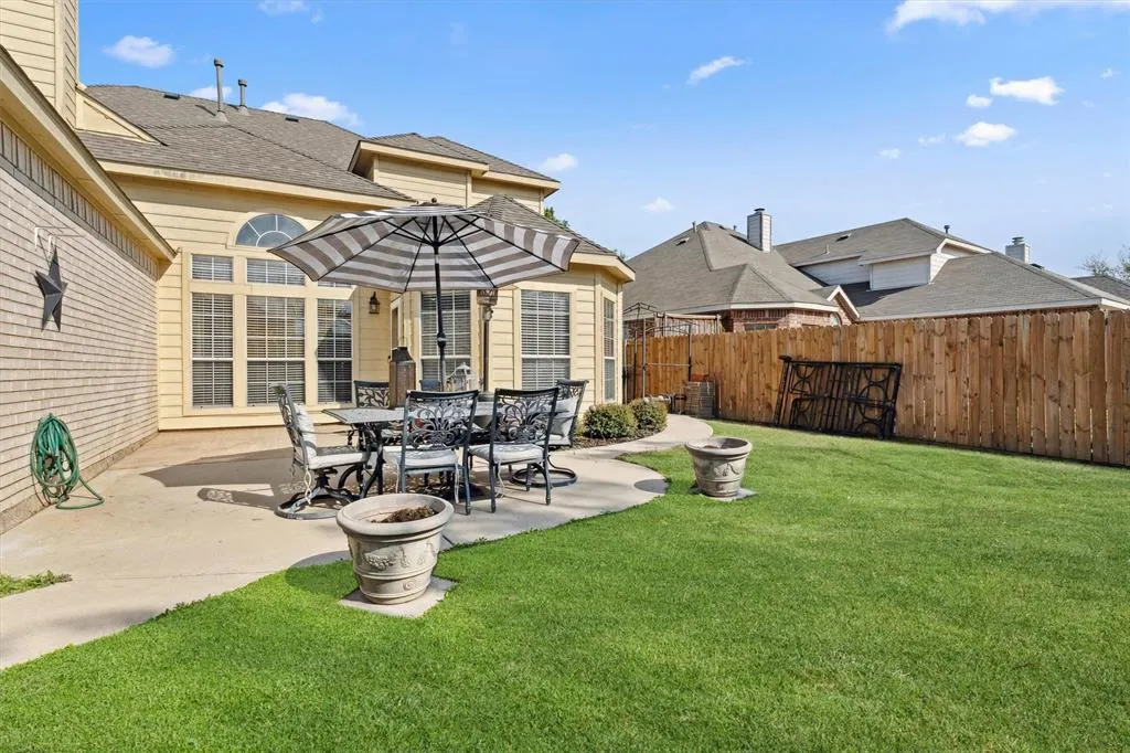 824 Water Oak Drive