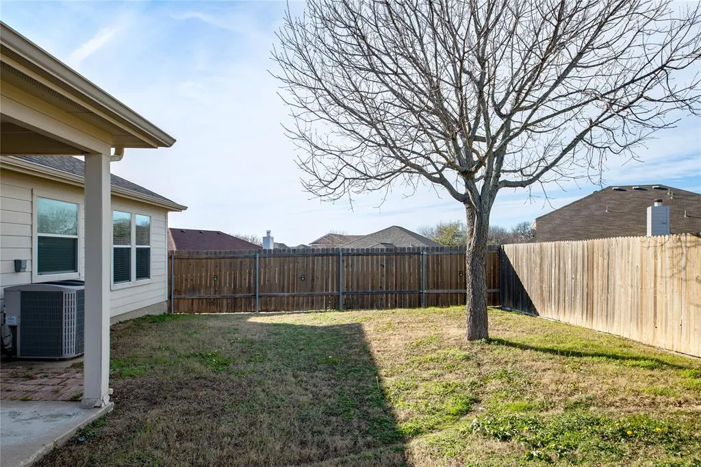 1830 SABLE WOOD Drive