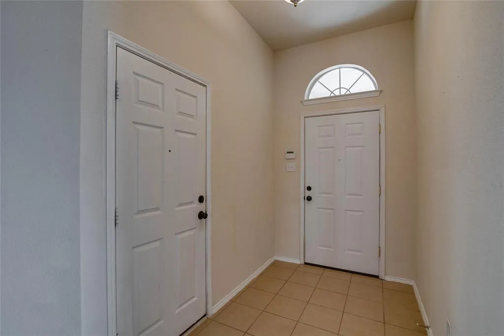 1830 SABLE WOOD Drive