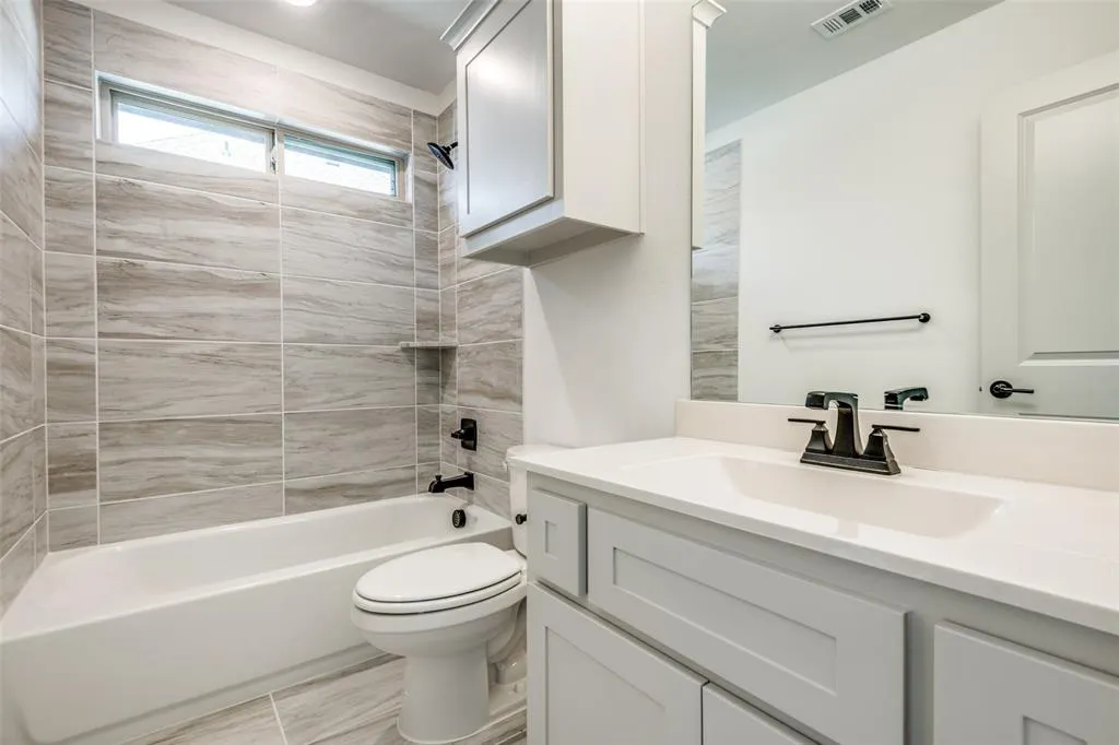 15063 Grand Highlands Road