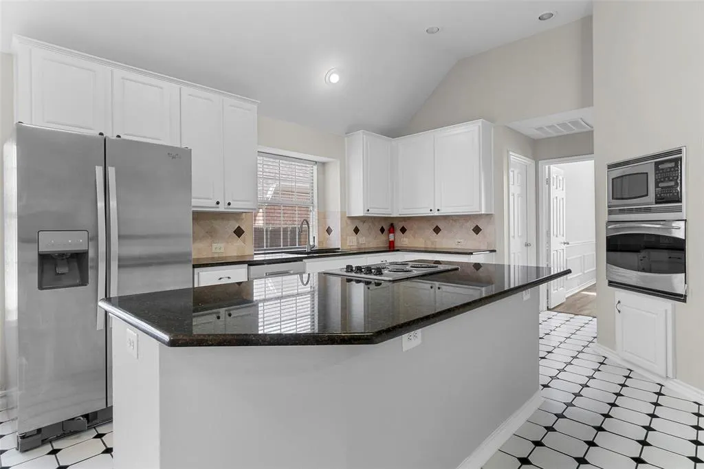 1513 Endicott Drive