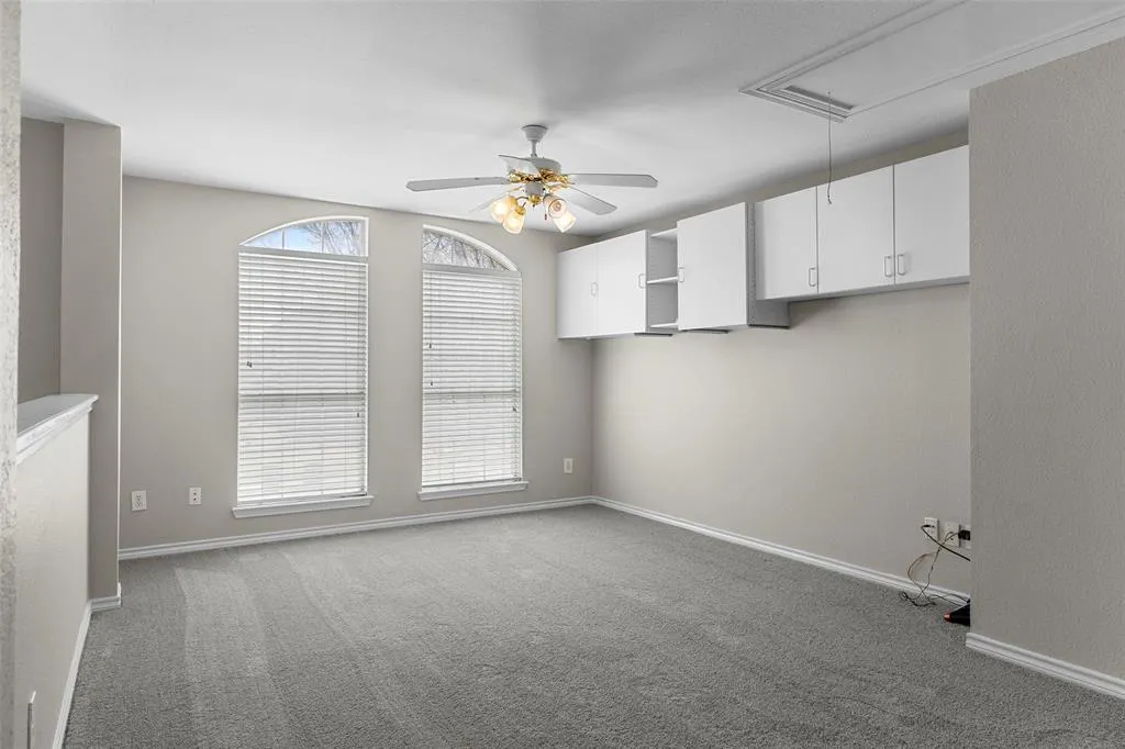 1513 Endicott Drive