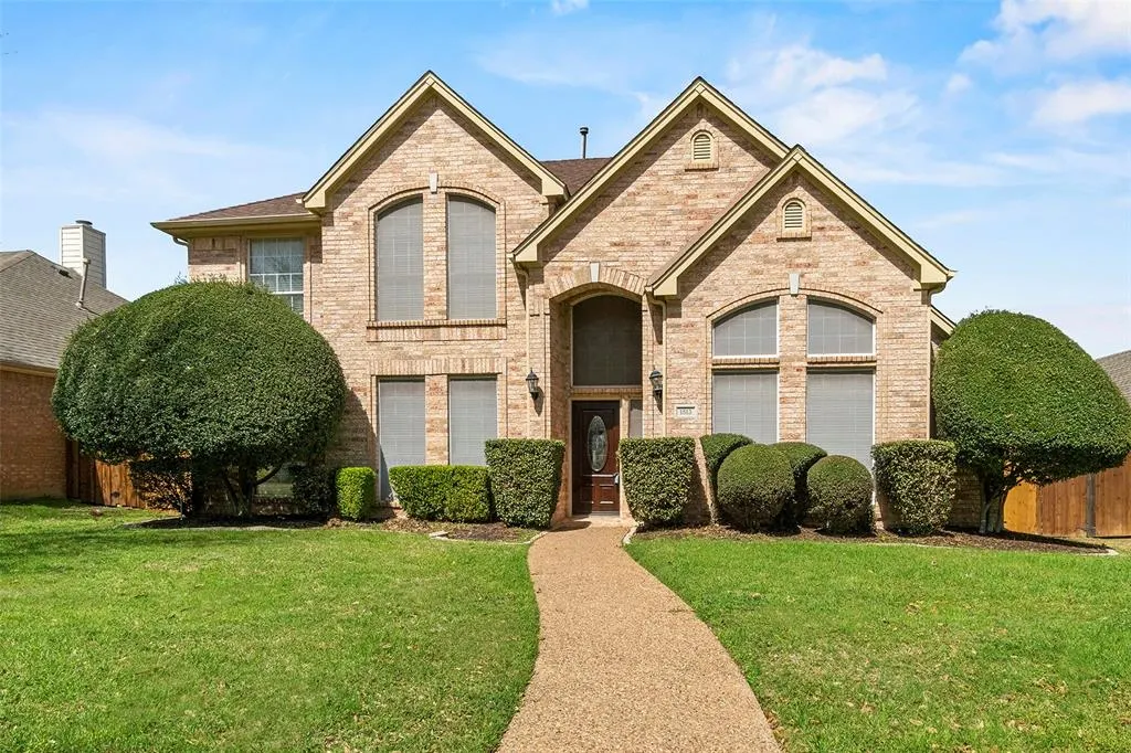 1513 Endicott Drive