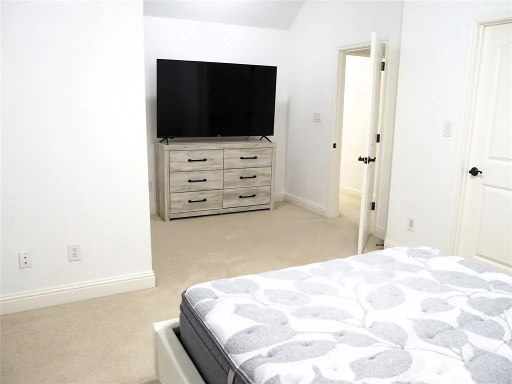 4808 Lofty Lane