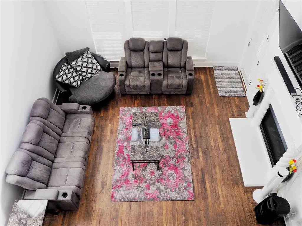 4808 Lofty Lane
