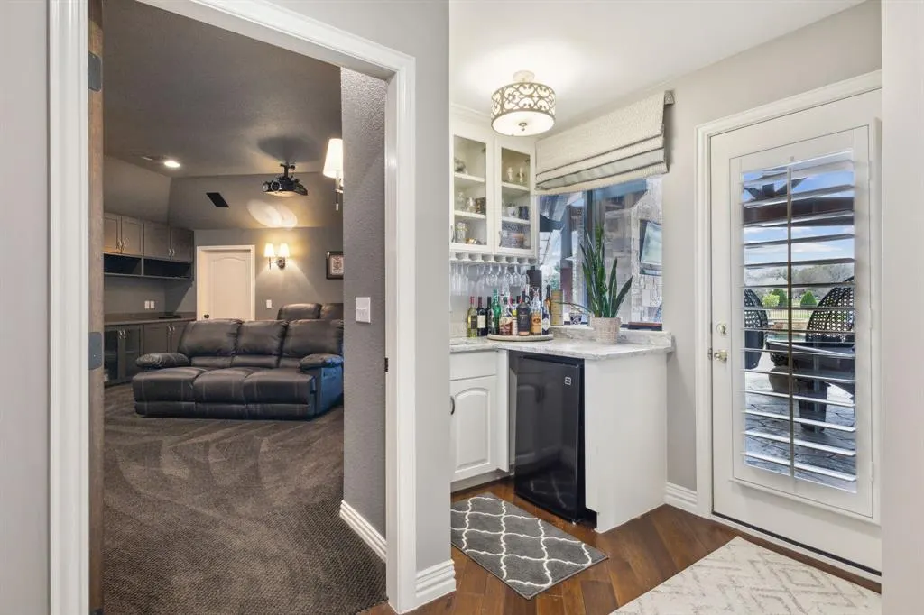15961 Custer Trail
