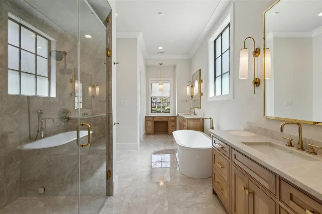 11132 Westmere Circle