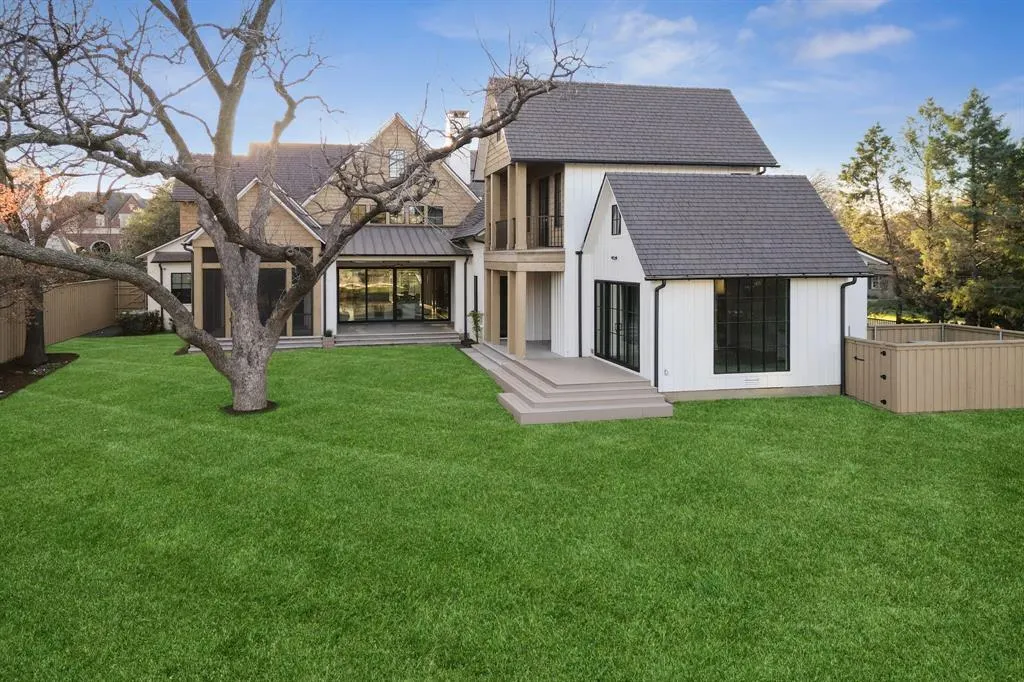 11132 Westmere Circle