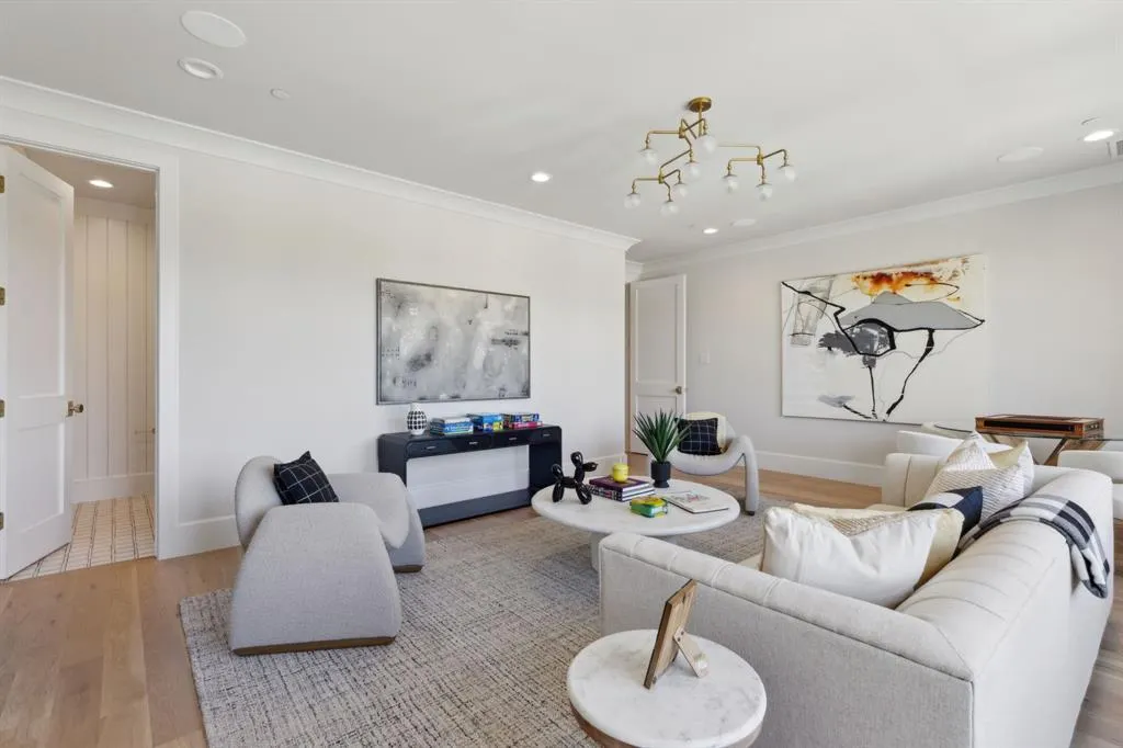 11132 Westmere Circle