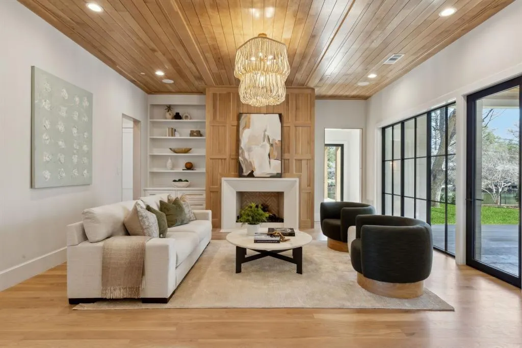 11132 Westmere Circle