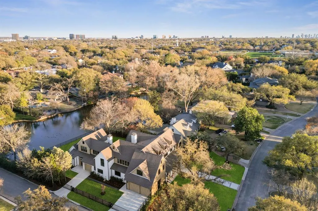 11132 Westmere Circle