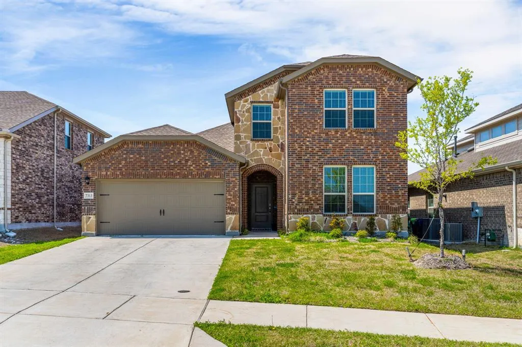 7313 Bledington Lane