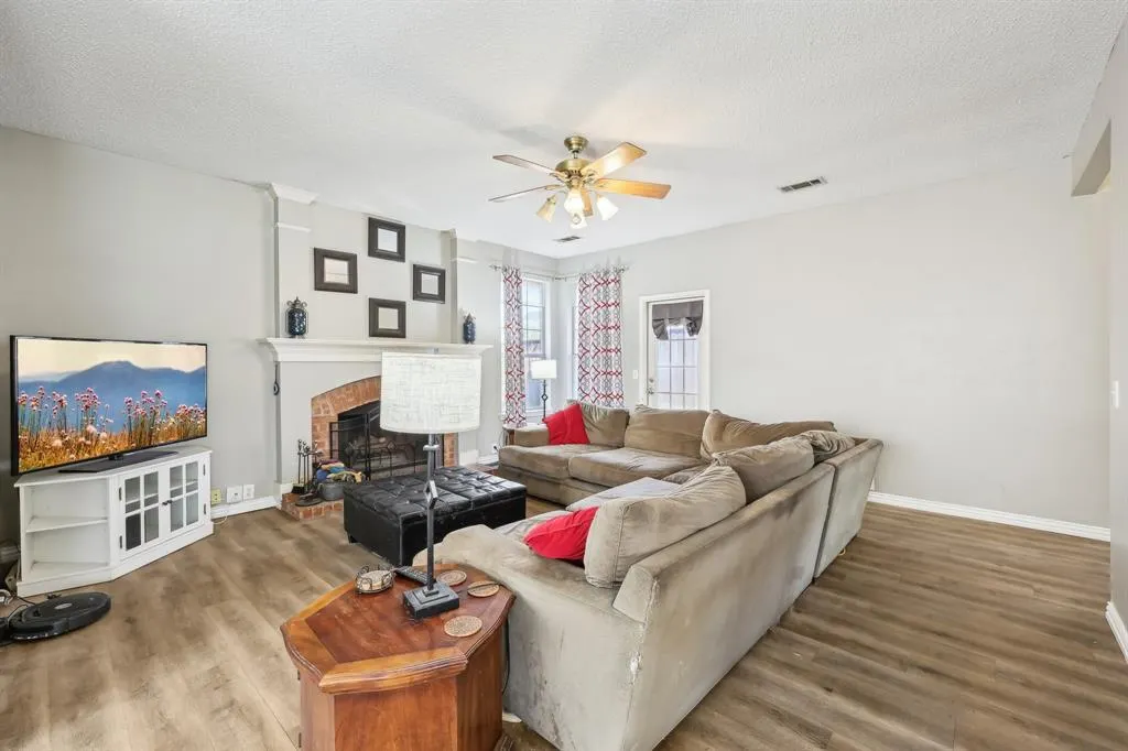 8901 Smokey Drive