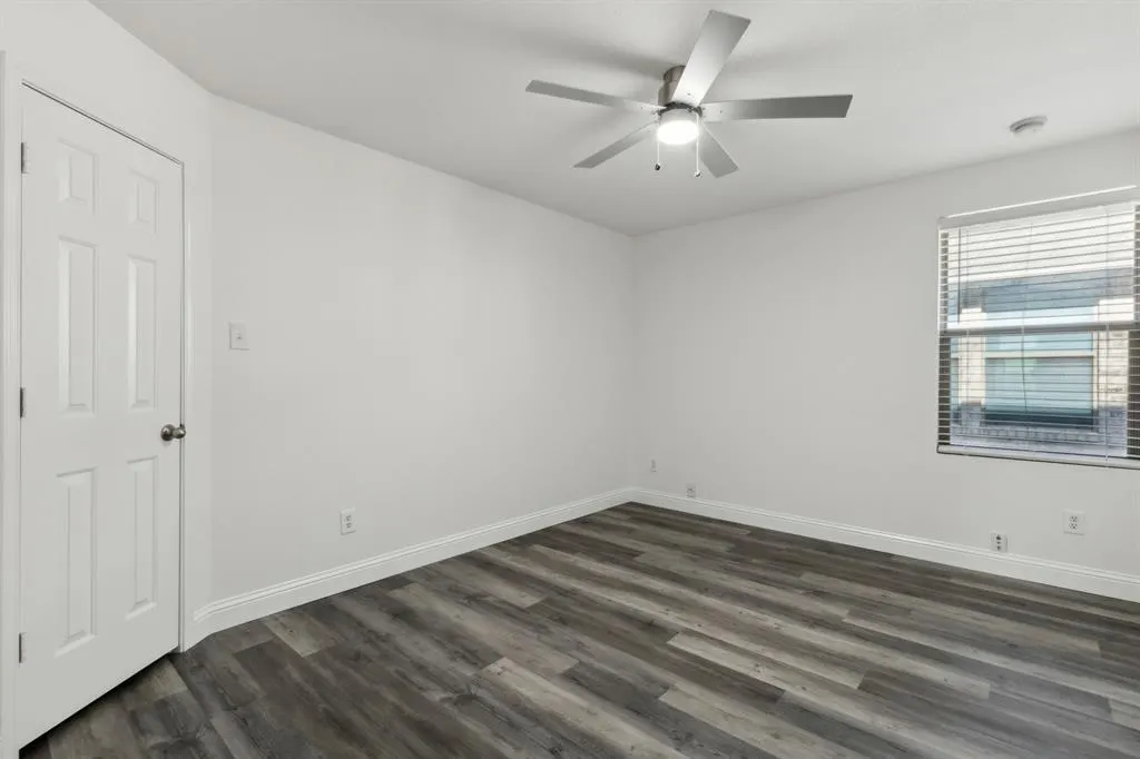 5551 Crestwood Drive