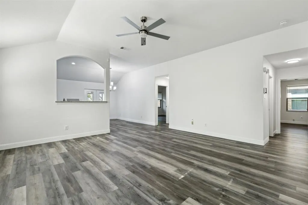 5551 Crestwood Drive