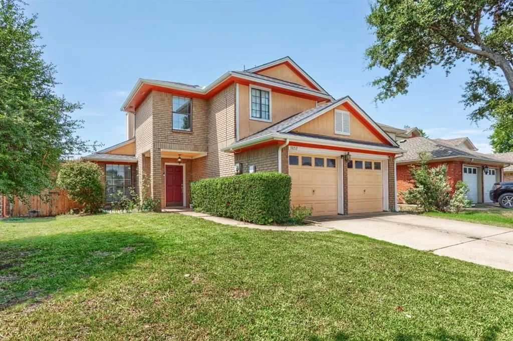 3852 Suffolk Lane