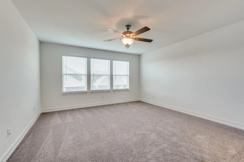345 Rosemoor Place