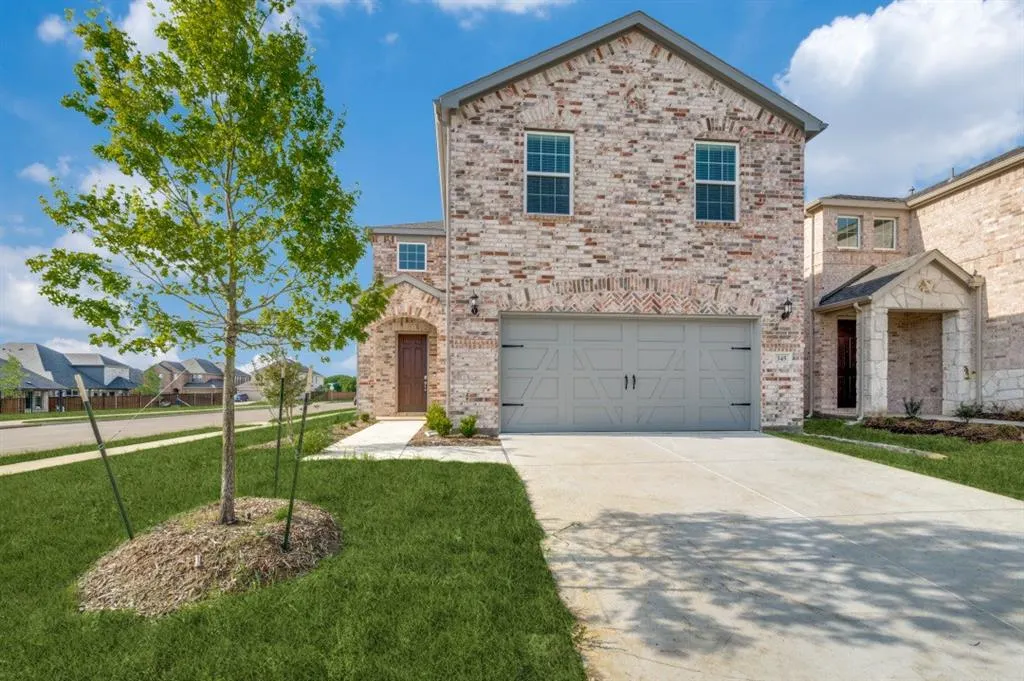 345 Rosemoor Place